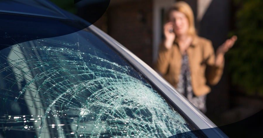 Read more about the article Is windshield damage covered? | Elephant Insurance